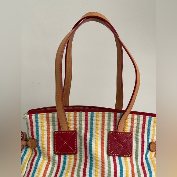 Dooney & Bourke Women Purse in Multi Colored Stripes - Picture 4 of 14
